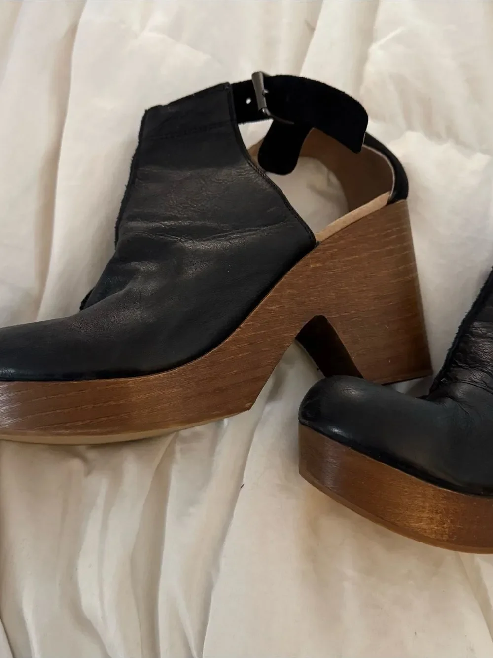 Free People Black Leather Open-Back Platform Heels size 39 (8.5 women’s)